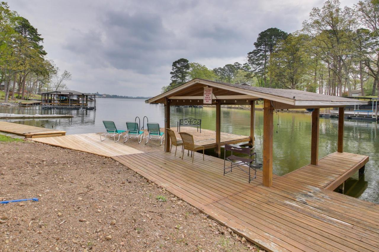 Villa Cozy Lake Cabin With Dock In Hot Springs Natl Park Lake Hamilton Exterior foto